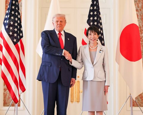 Sanae_Takaichi_and_Donald_Trump