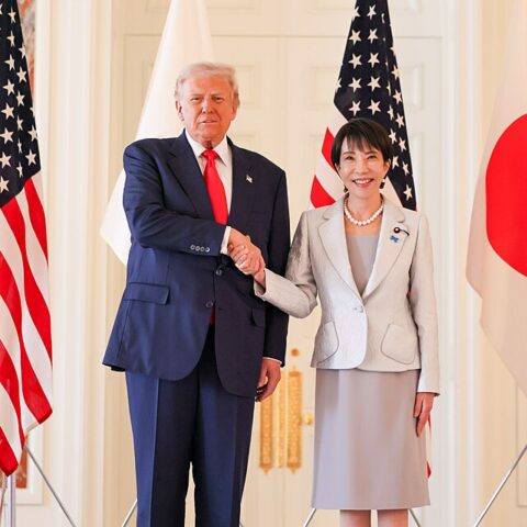 Sanae_Takaichi_and_Donald_Trump